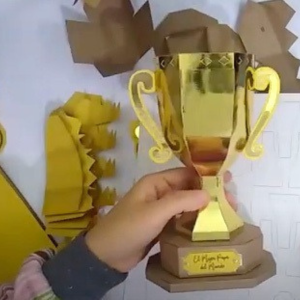 Medalla y Copa para Papá <br> Plantilla PDF para Cortar y Armar